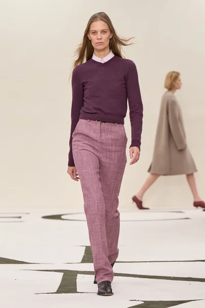 Look 30